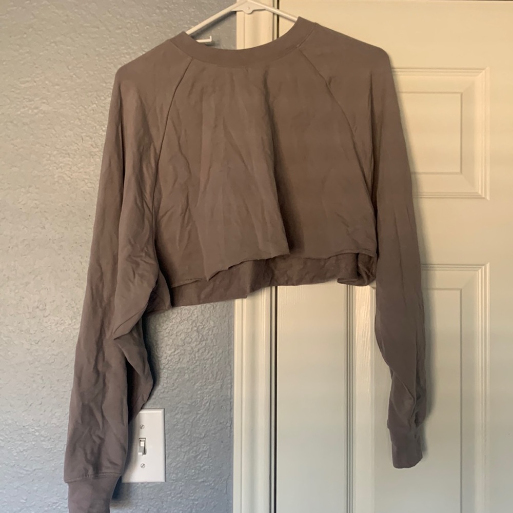 Alo Yoga Double Take Crop Sweatshirt in Lavender